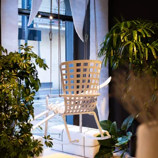 Nardi Showroom Milano omaggia le Olimpiadi invernali di Milano Cortina