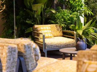 FuoriSalone 2026 | Capsule collection Lumière: nuove trame tessili per MAXIMO