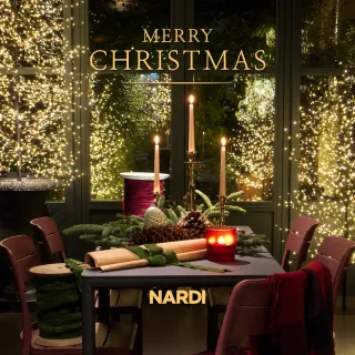 Nardi vi augura buone feste e felice anno nuovo