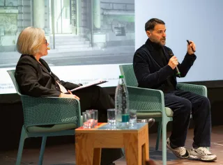 Storie di accoglienza conference, Net Relax on the stage