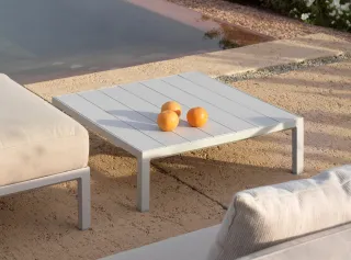 Il sistema MAXIMO cresce: nuovi coffee table per ampliare le possibilità compositive