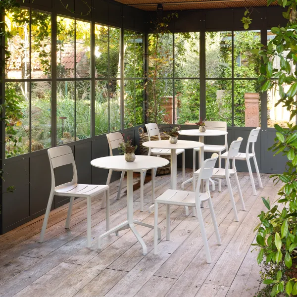 The colour Corda adorns contract furnishing