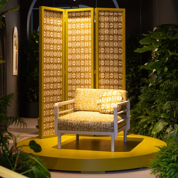 FuoriSalone 2026 | Capsule collection Lumière: nuove trame tessili per MAXIMO