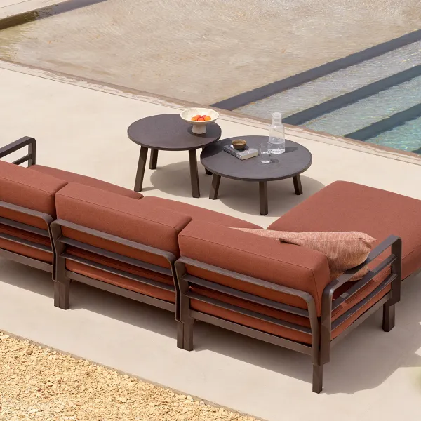 Il sistema MAXIMO cresce: nuovi coffee table per ampliare le possibilità compositive